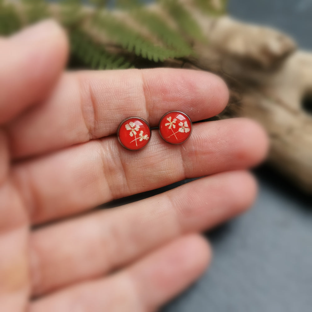 Ohrstecker "wilde Möhre", rot
